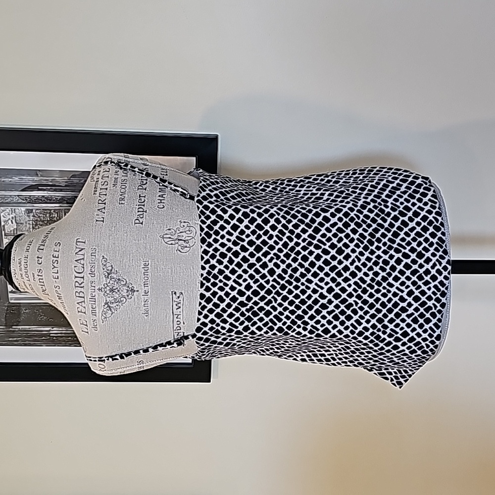 Banana Republic sz M camisole - Picture 2 of 9